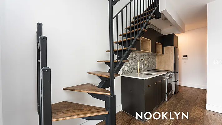 Rented by Nooklyn NYC LLC | media 9
