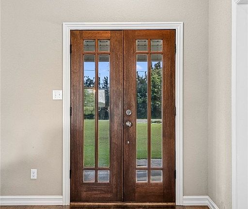4th image of 7823 Belmont Dr