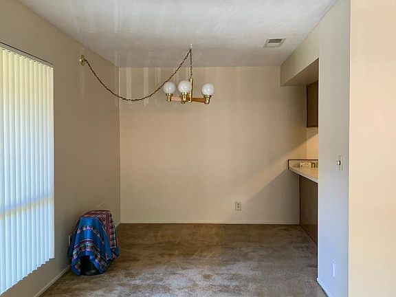 2nd image of 220 Red Oak Dr W APT N