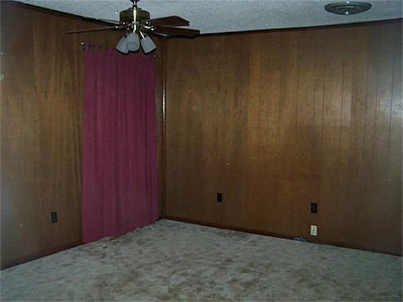4th image of 3001 Eastridge Dr