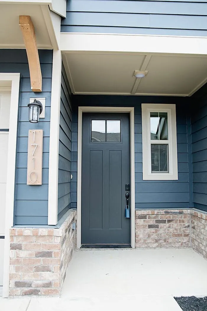 3 bed, 2.5 bath, 1471 sqft, $2,200 — Photo 3