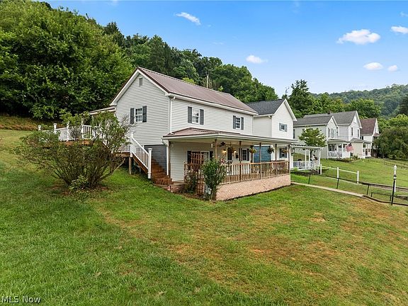 2nd image of 68290 Orchard Ave