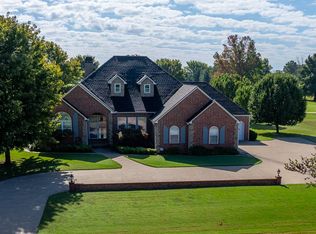 5020 Lake Breeze Rd, Grove, OK 74344