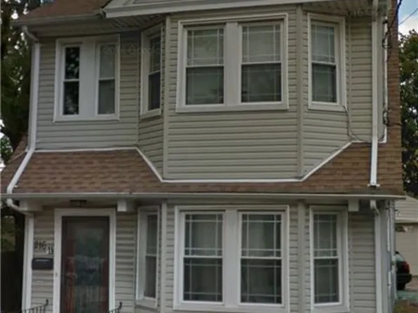21611 135th Ave, Springfield Gardens, NY 11413