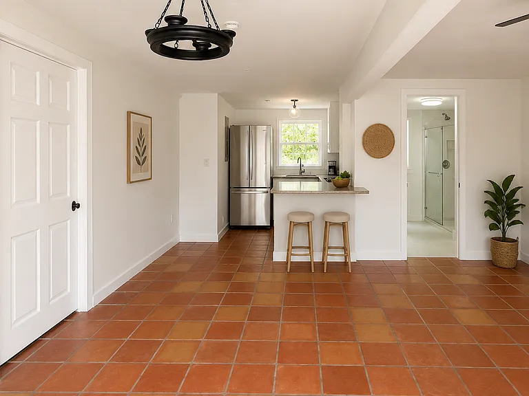 410 S Ocean Breeze #4 — Photo 2