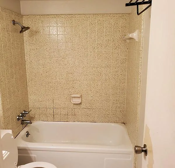 204 Hillcrest Ter — Photo 23