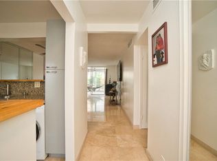 420 NE 12th Ave APT 104, Hallandale Beach, FL 33009