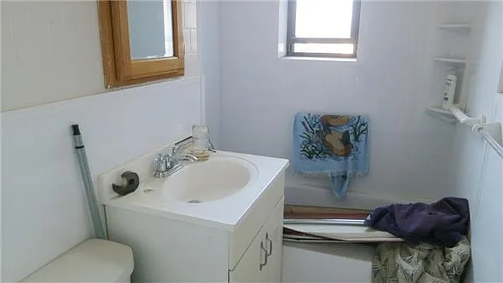 Rented by Lara Group | media 11
