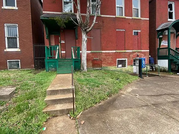 4018 S Grand Blvd, Saint Louis, MO 63118