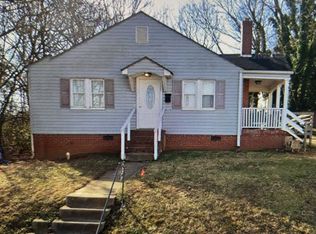 1522 Diggs Blvd, Winston Salem, NC 27107