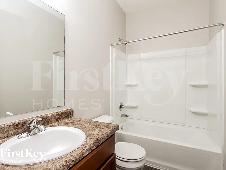 12128 Fall Ct — Photo 14