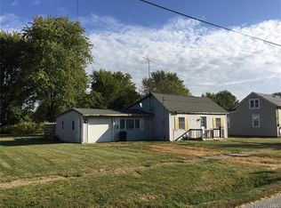 829 W Buchanan St, Litchfield, IL 62056