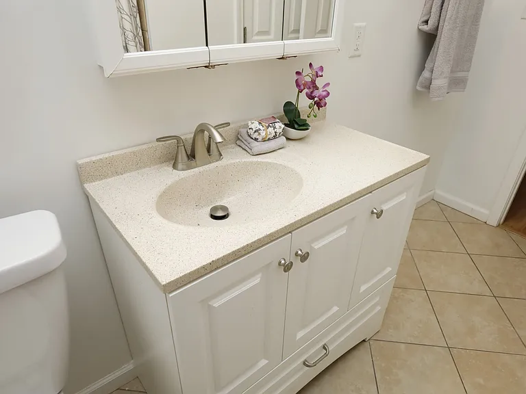 101 Sue Ann Ct #A — Photo 17