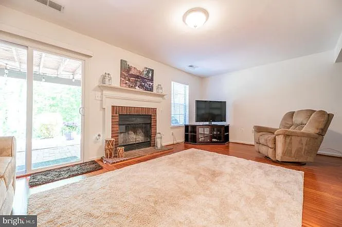 44054 Gala Cir — Photo 11