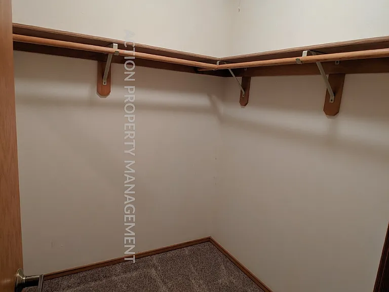 882 N Oxford Way — Photo 25