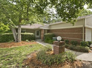 4525 Middleton Park Cir E, Jacksonville, FL 32224