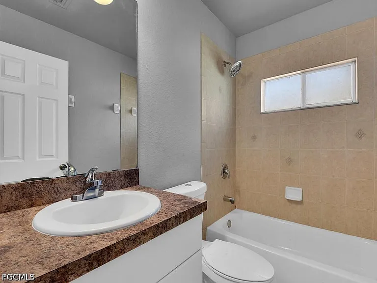 801 Meadow Rd #801 — Photo 18