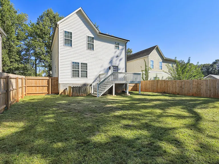 1579 Liberty Ave SE — Photo 26