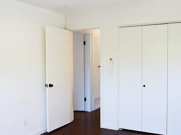 312 E Matilija St — Photo 16