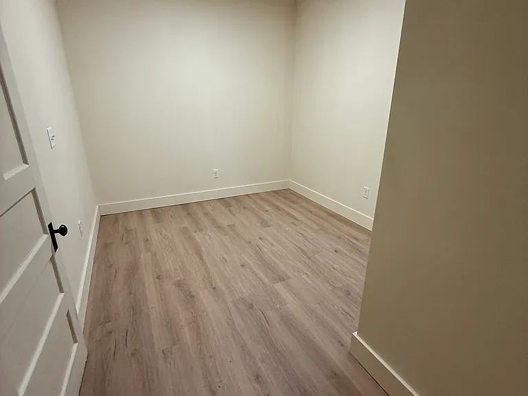 2206 Main St — Photo 7