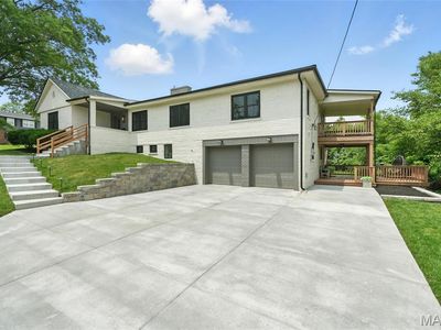 323 E Clinton Pl, Saint Louis, MO, 63122