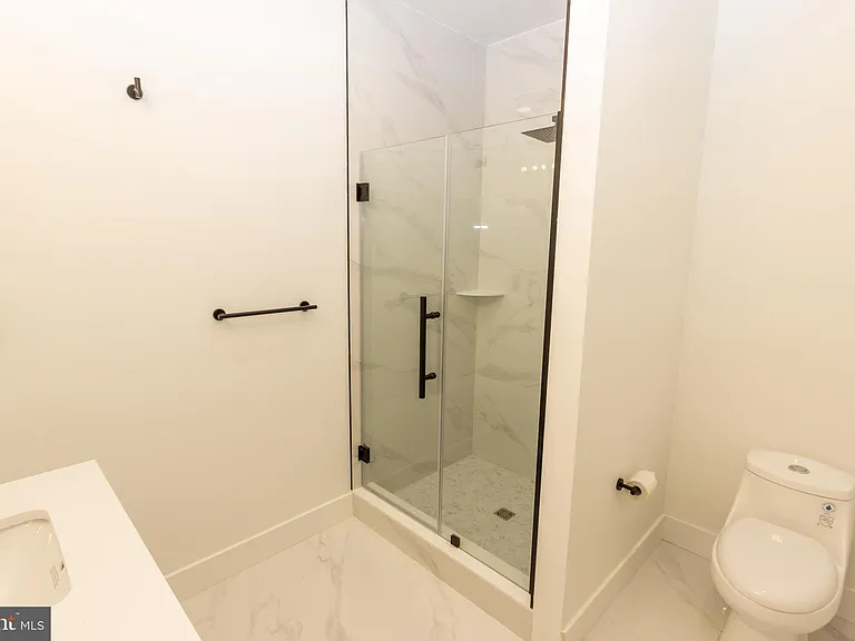 664 N Union St #3 — Photo 9