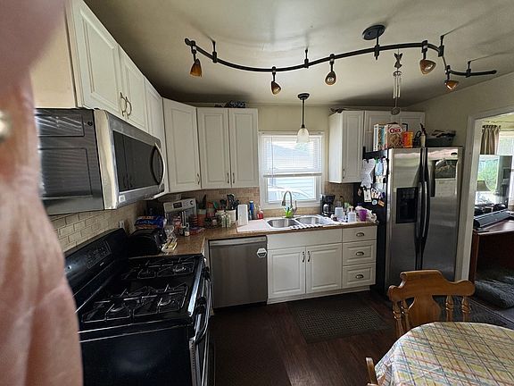 2nd image of 1214 Schriber Ave
