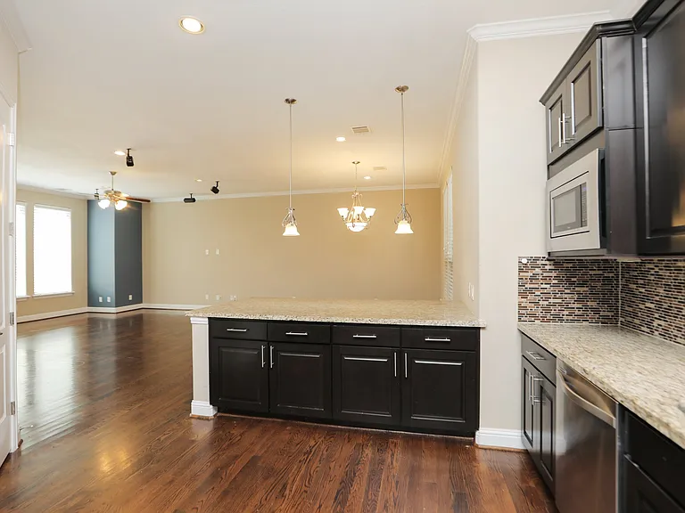 1610 Knox St #B — Photo 22
