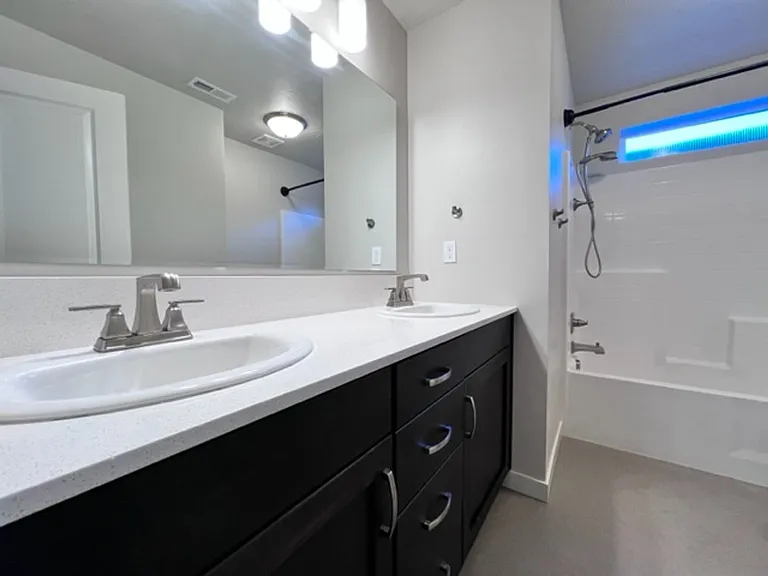 3121 N Lochness Ave — Photo 24