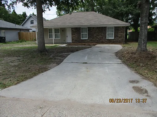 132 Neva Ave Photo 1