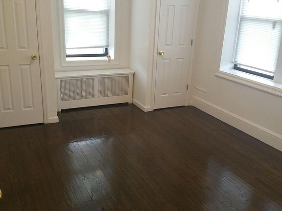2nd image of 3-5-7 East Ave #1