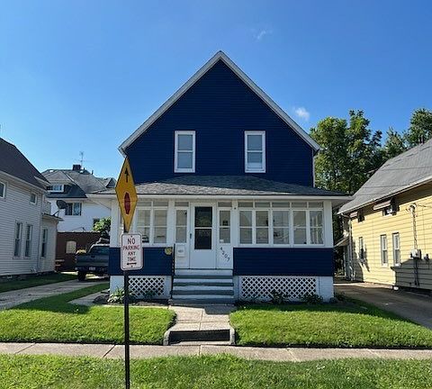 2nd image of 4207 Woburn Ave
