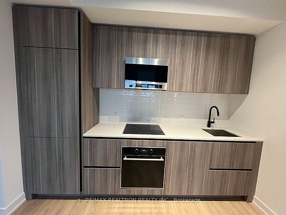 3rd image of 117 Broadway Ave #1709