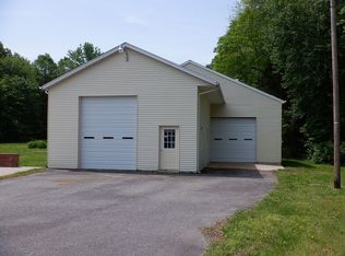 938 White Oak Rd, Fredericksburg, VA 22405