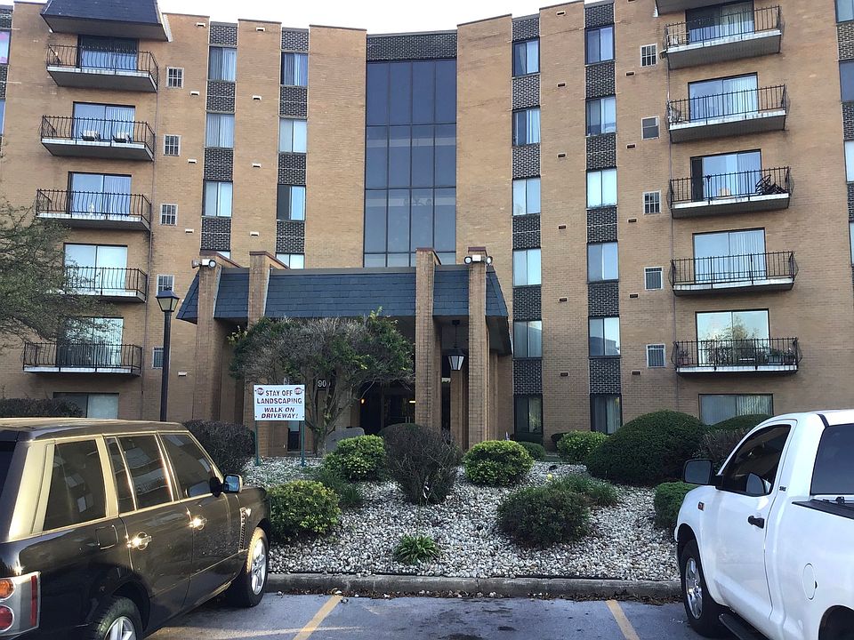 1st image of 900 W Sunset Dr APT 316