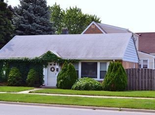 3231 W 99th St, Evergreen Park, IL 60805