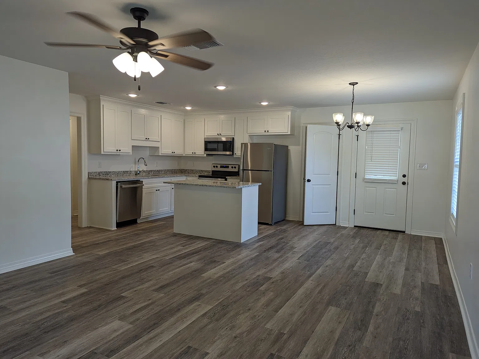 111 Williams - 3bd/2ba home in Petal school district — Photo 3