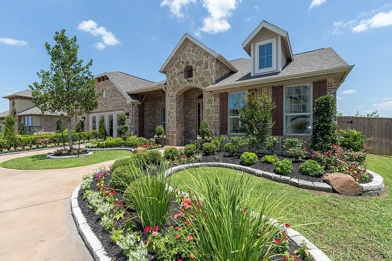 1st image of 16614 Harbor Falls Dr