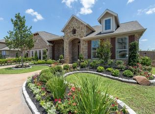 16614 Harbor Falls Dr, Cypress, TX 77433