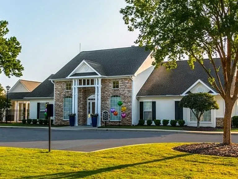 Polo Commons — Photo 2