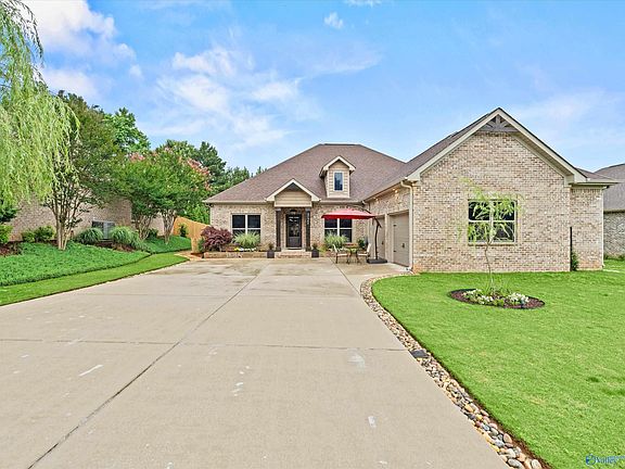 4th image of 27545 Carrington Ct
