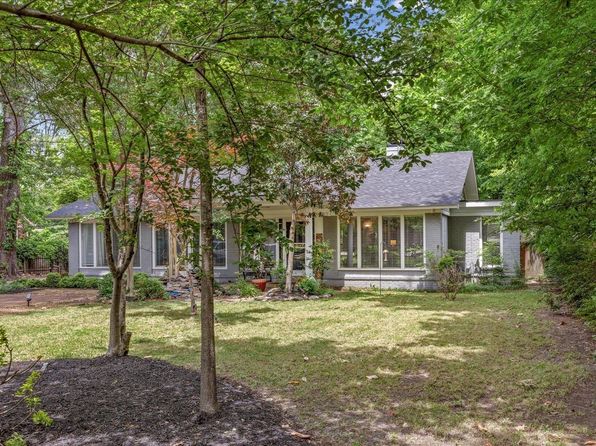 5068 Walnut Grove Rd, Memphis, TN 38117