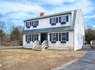 50 Burgess Ave, Rochester, MA 02770