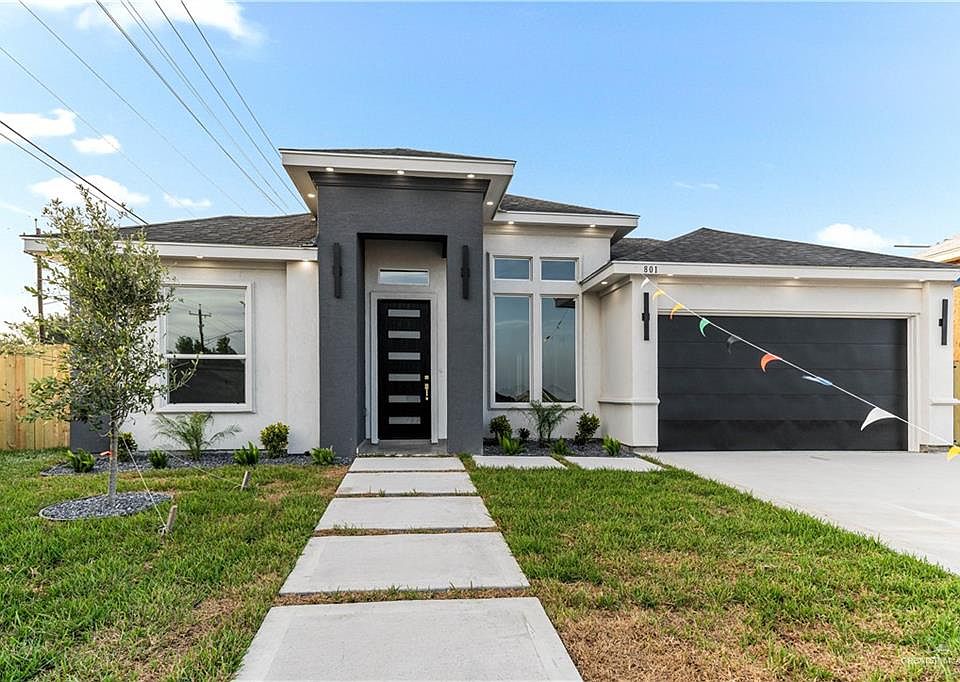 1st image of 801 Corales St