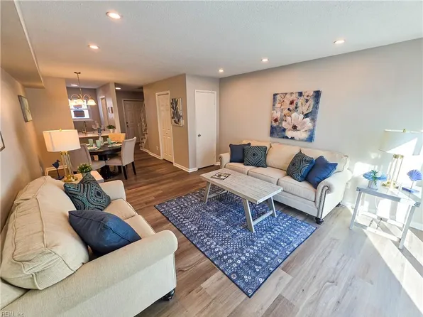 1268 Little Bay Ave APT 12, Norfolk, VA 23503