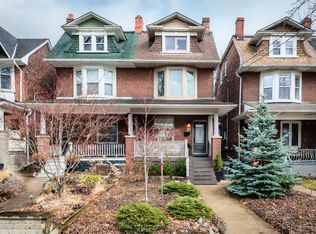 27 Rainsford Rd, Toronto, ON M4L 3N5