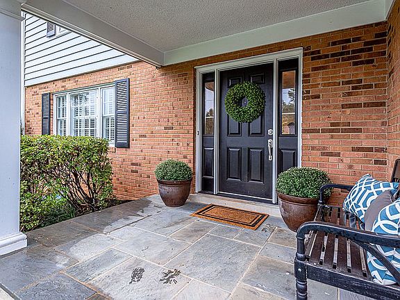 3rd image of 8022 Birnam Wood Dr