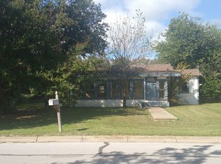 3037 Caddo Trl, Lake Worth, TX 76135