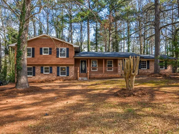 1611 Cyprus Ct, Riverdale, GA 30296
