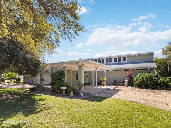 202 Cocoa Isles Blvd, Cocoa Beach, FL 32931